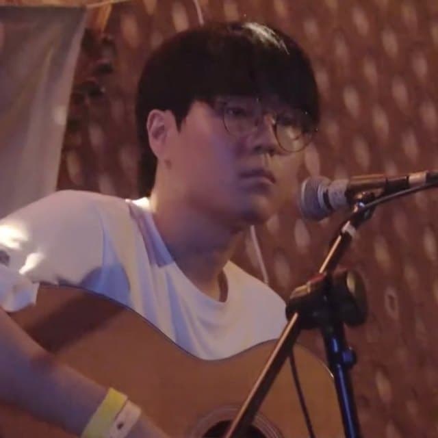 달 위의 콜린스 프로필 사진